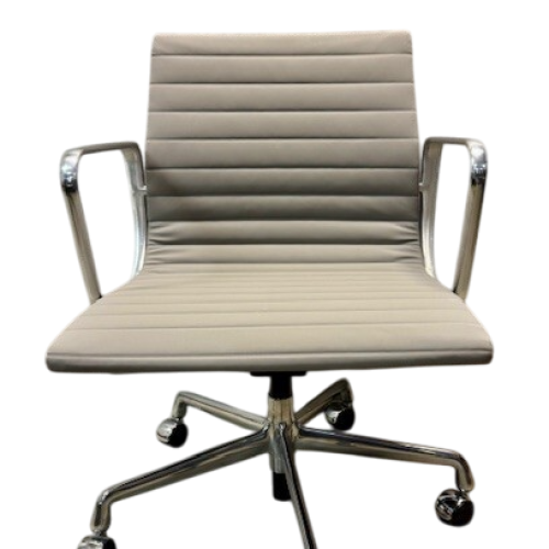 Herman Miller Eames Aluminum Group Management Chair (Used)